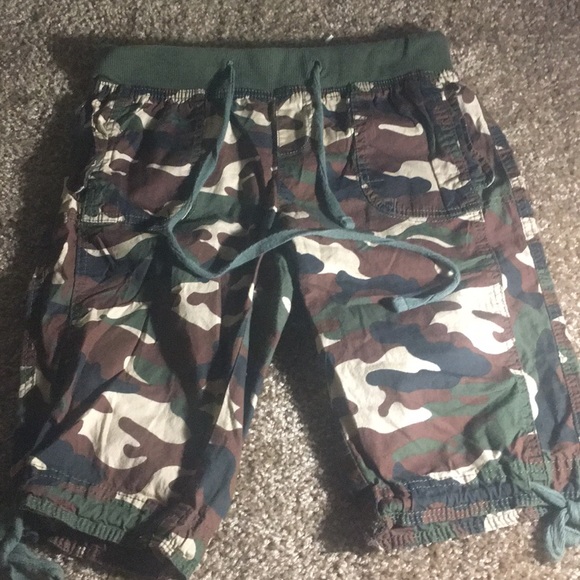 camo knee length shorts